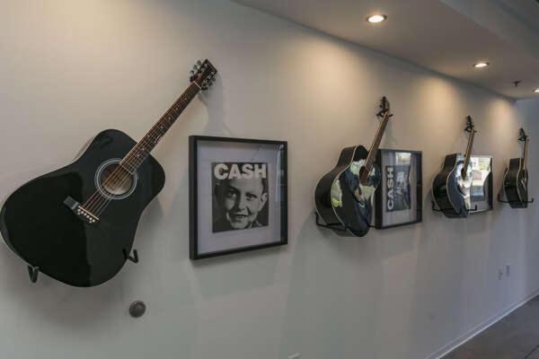 Luxe + Modern Johnny Cash Inspired Executive Condo Nashville Dış mekan fotoğraf